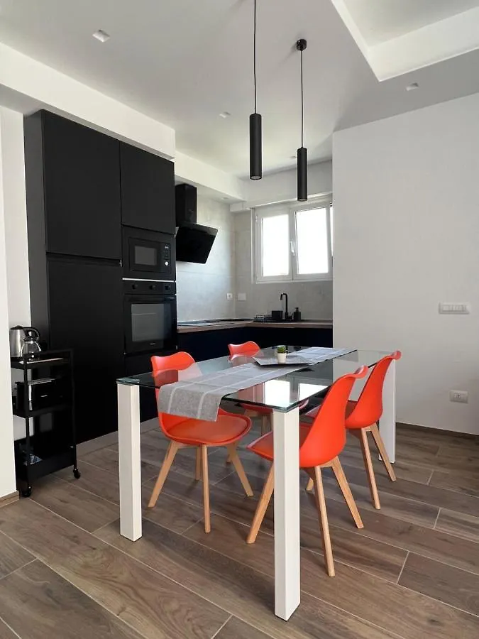 Apartment All'85, Lido Di Ostia, Roma
